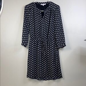 EUC DR2 Black and White Geometric Long Sleeve Dress Size Small #44